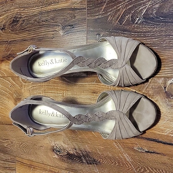 Kelly & Katie Shoes - Kelly & Katie heels